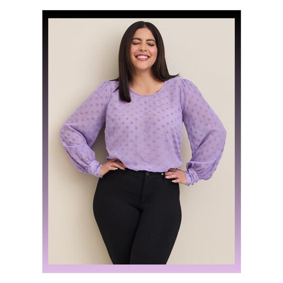 torrid Tops - NWT Torrid 4X Bougainvillea Lavender Chiffon Clip Dot Puff Sleeve Top Size 26